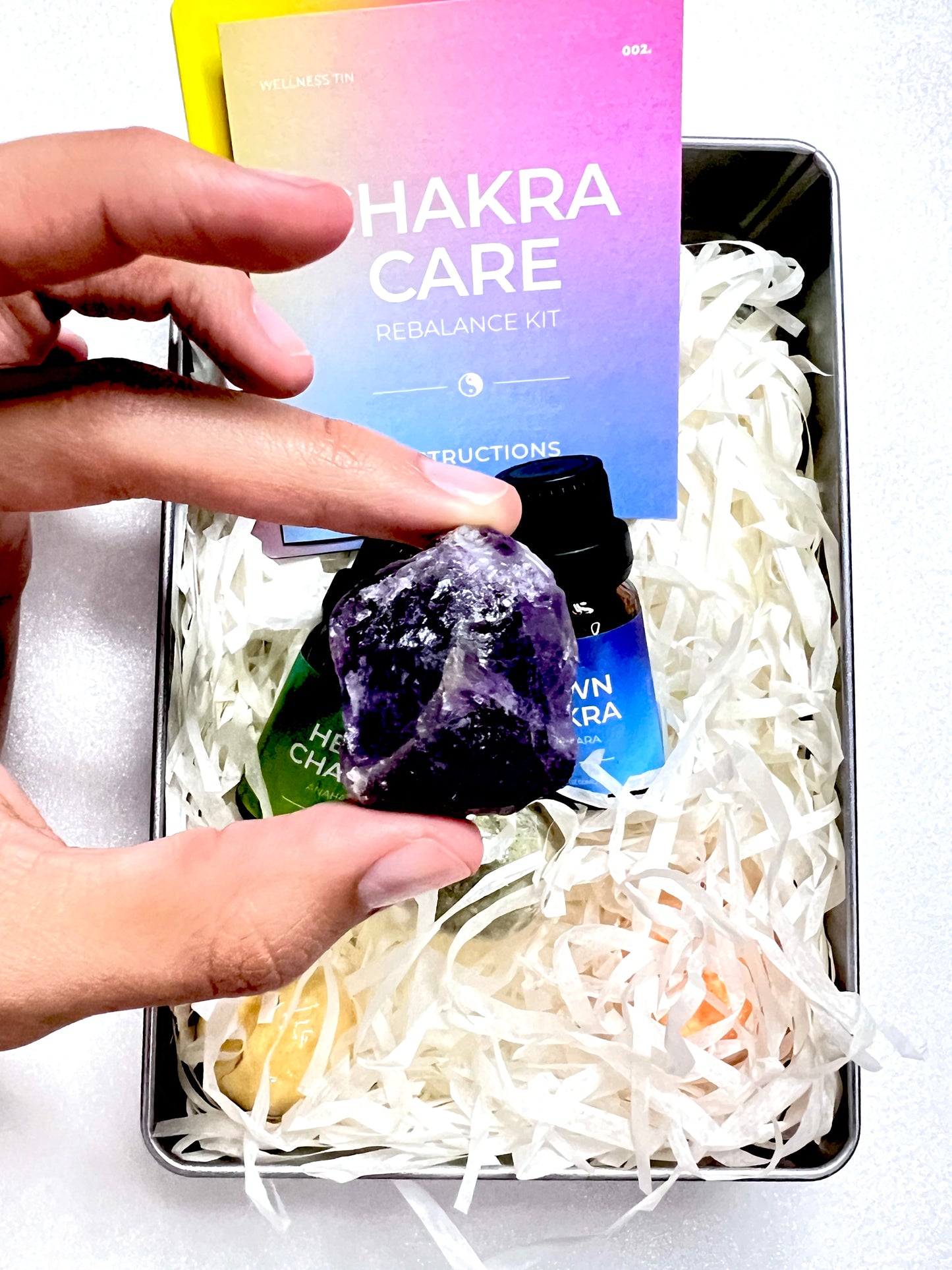 Enahce your intuition with this crystal to balance your chakra