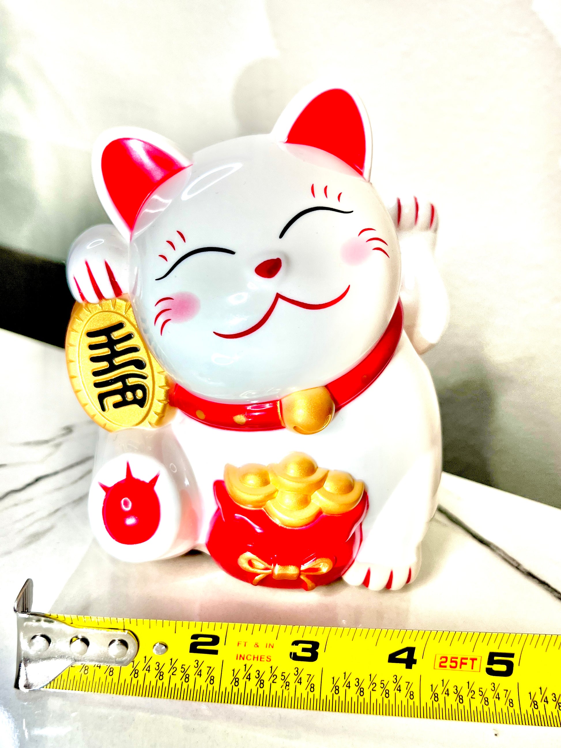 Lucky Cat for attracting money home decor white cute kawaii