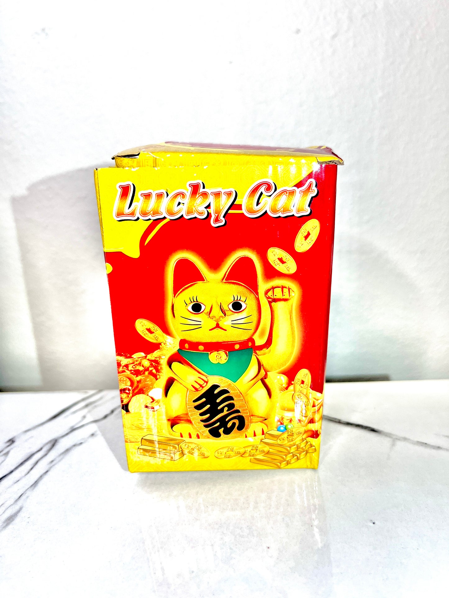 Beckoning Cat for attracting clients for business and money and opportunities